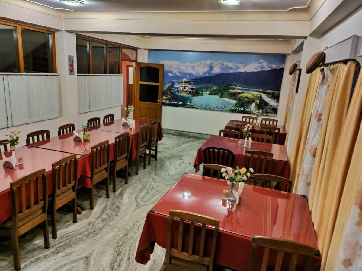 Ifseen Villa Pelling Ngoại thất bức ảnh