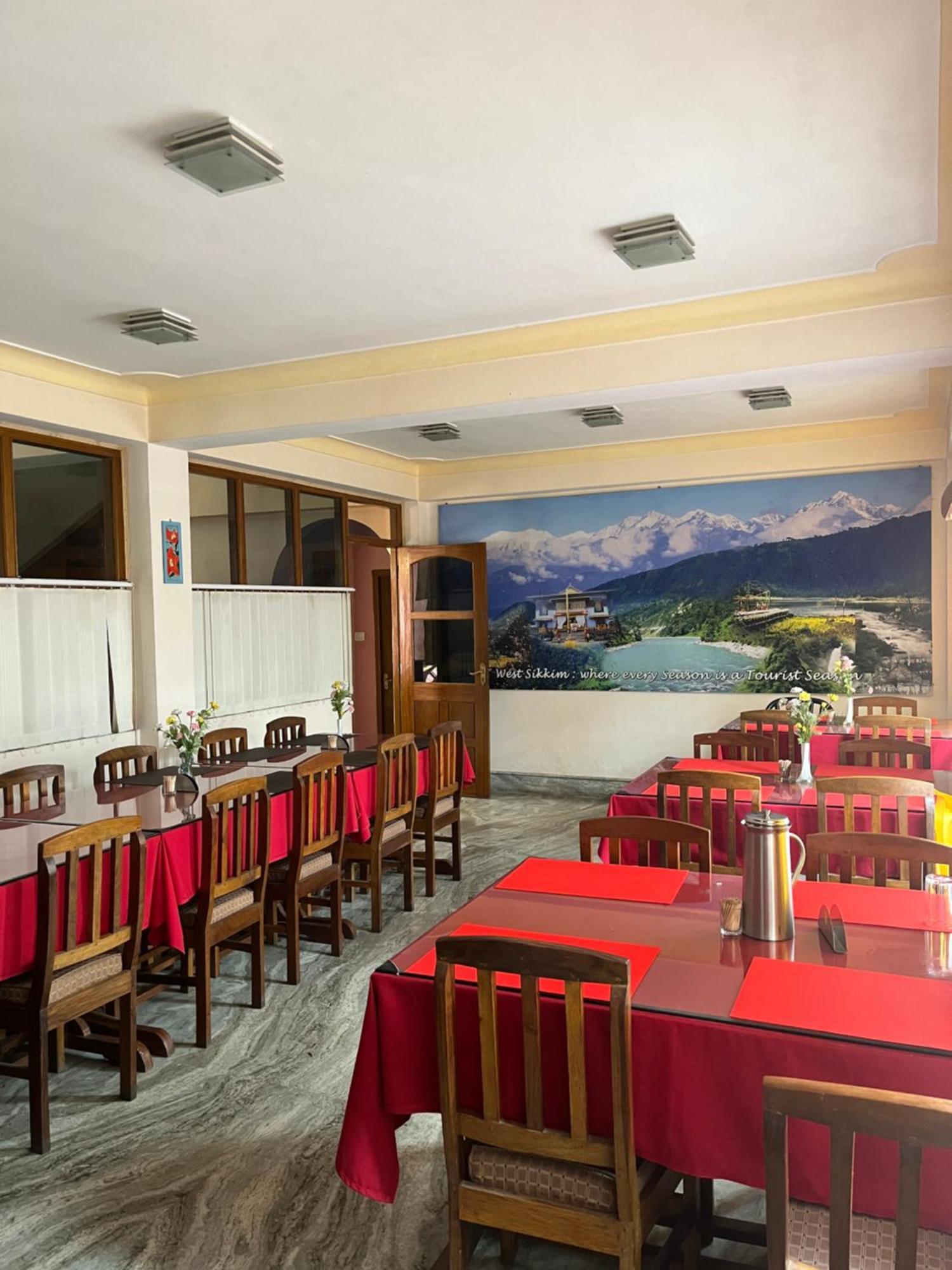 Ifseen Villa Pelling Ngoại thất bức ảnh